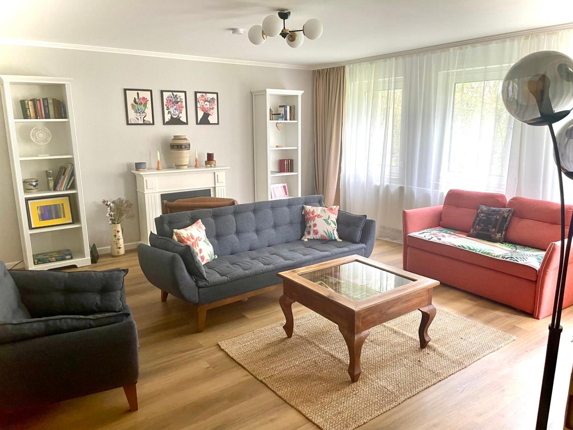 Apartment By The Park, For Bike Lovers Alsfeld Eksteriør billede