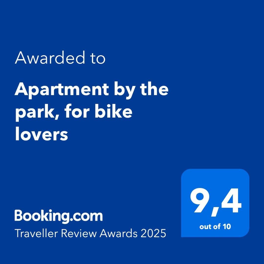 Apartment By The Park, For Bike Lovers Alsfeld Eksteriør billede
